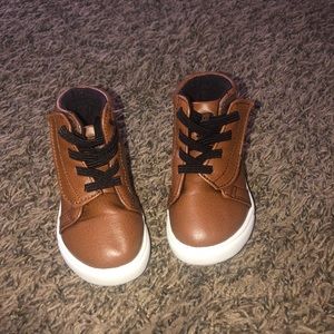 Baby boys/toddler size 4 boots